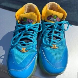 New Balance Blue and Yellow Low-Top Sneakers